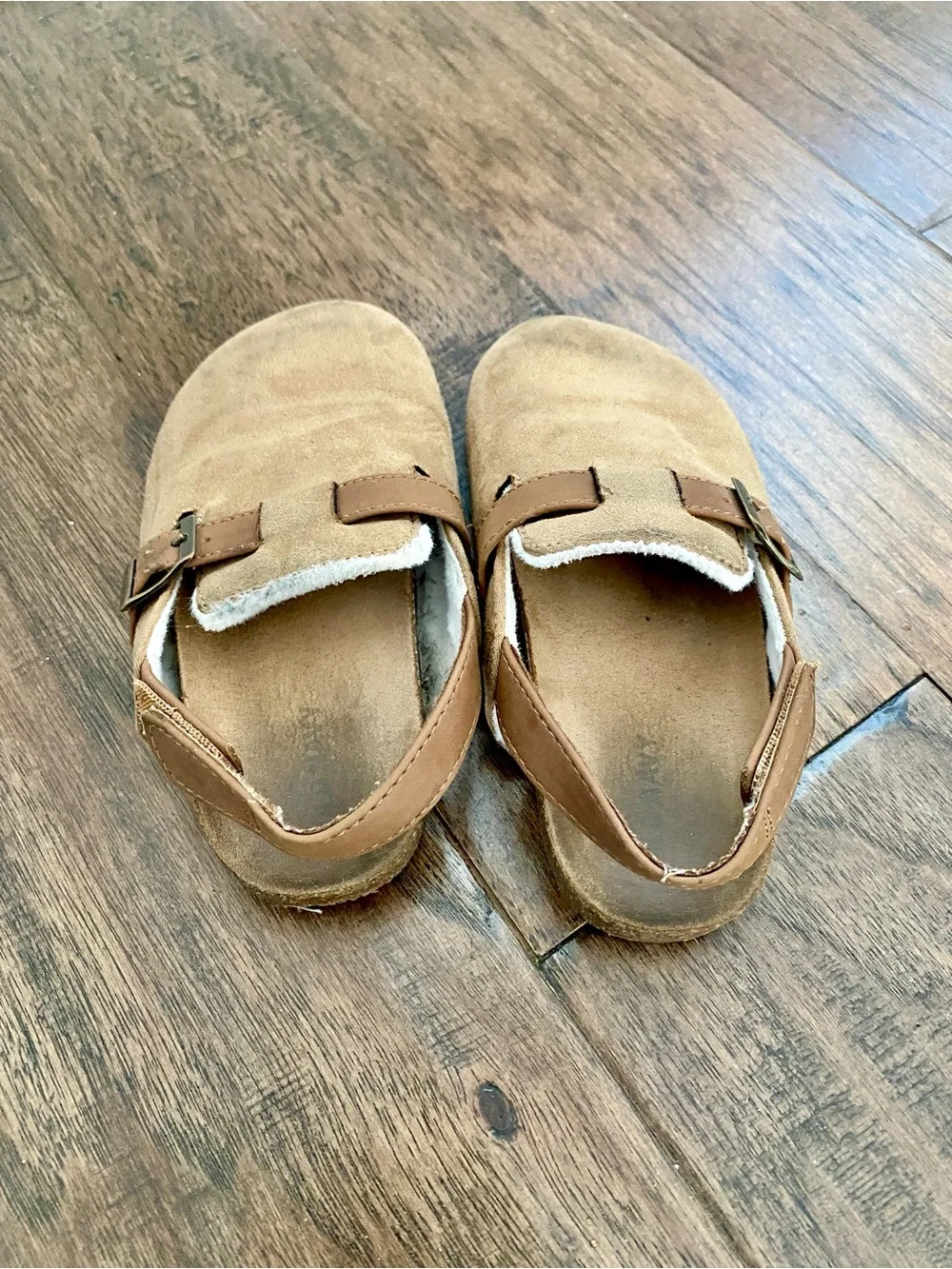 Kids Shoe Bundle – New Balance Sneakers + Old Navy Clogs
